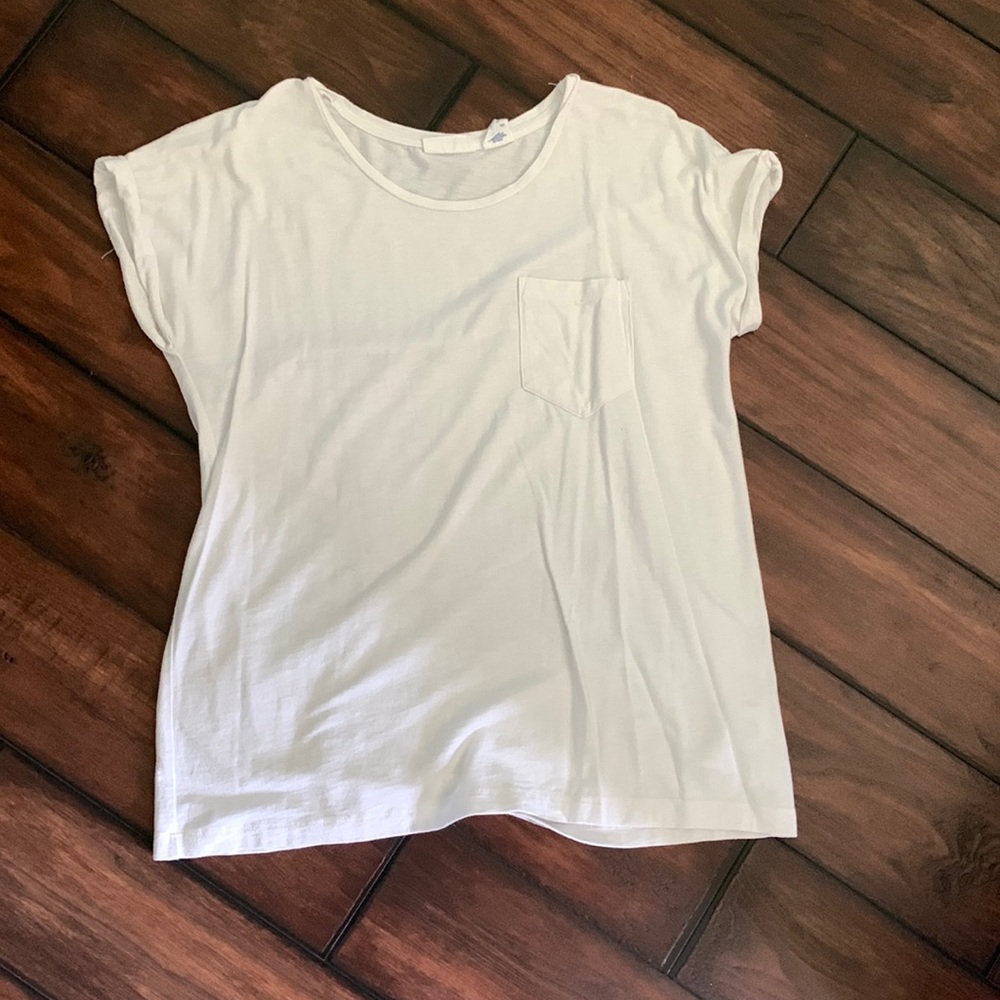 Plain white t-shirt
